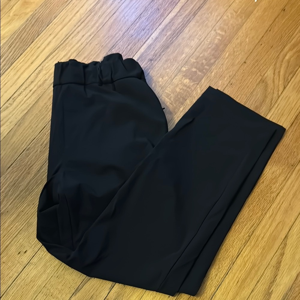 Vuori Black Dress Pants Versatile and Elegant